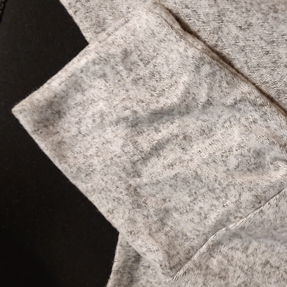 Tunic - Picture 5 of 5